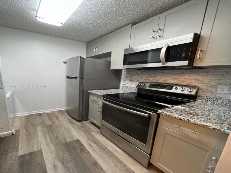 Property photo # 6