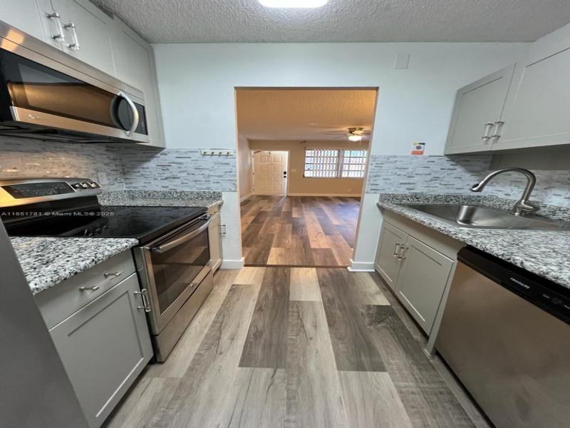 Property photo # 7
