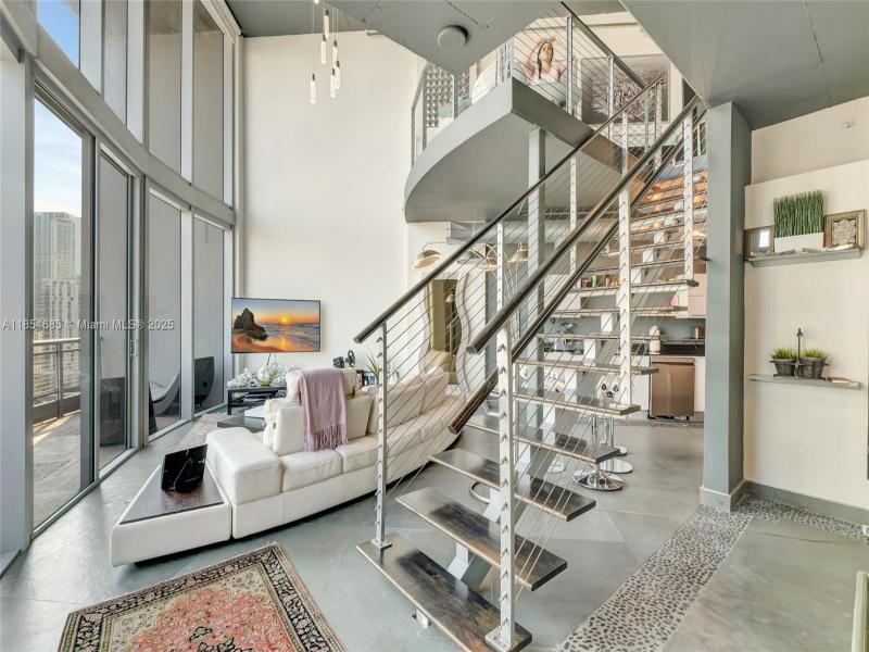 Property photo # 6