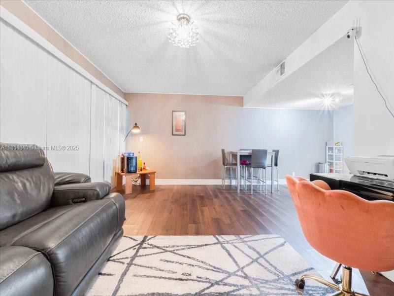 Property photo # 6