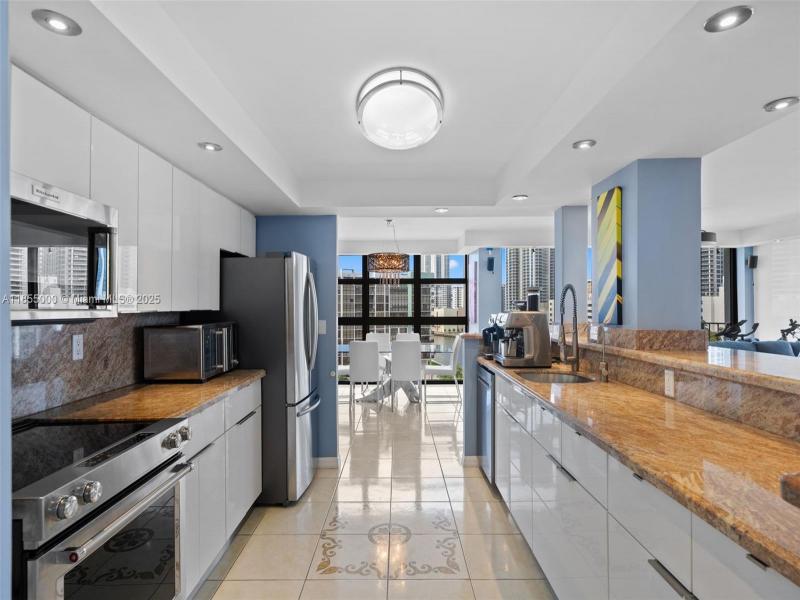 Property photo # 4