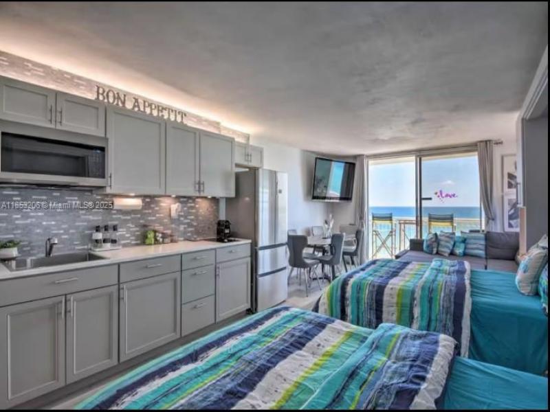 Apartment for rent at Aventura Beach Club 610