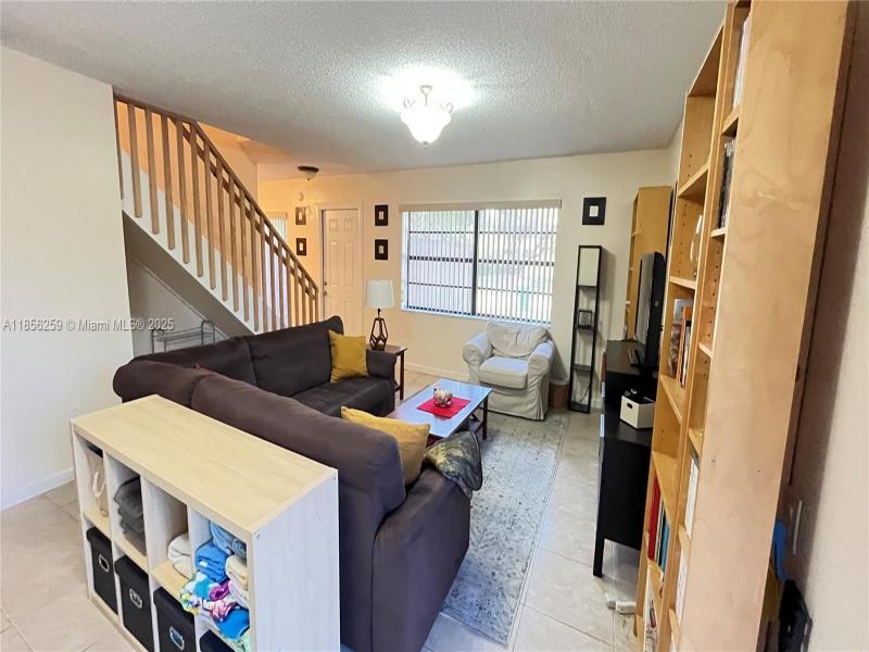 Property photo # 9