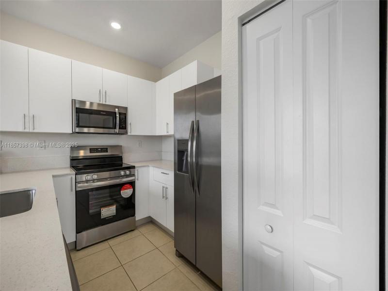 Property photo # 4
