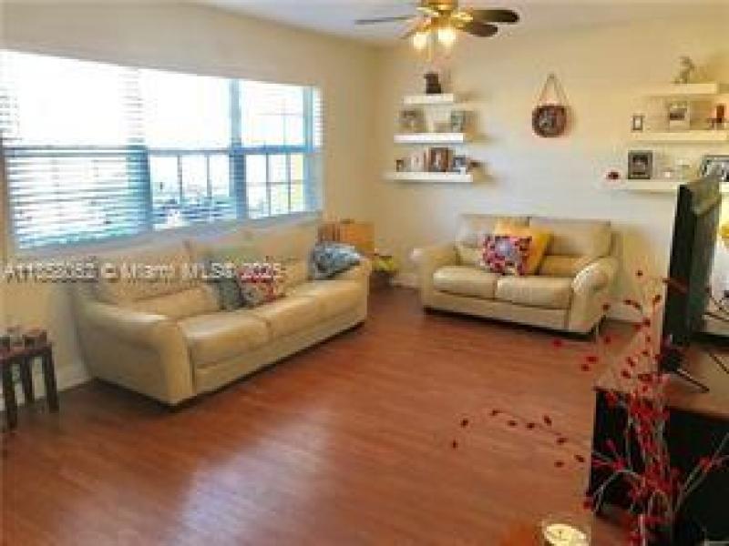 Property photo # 4