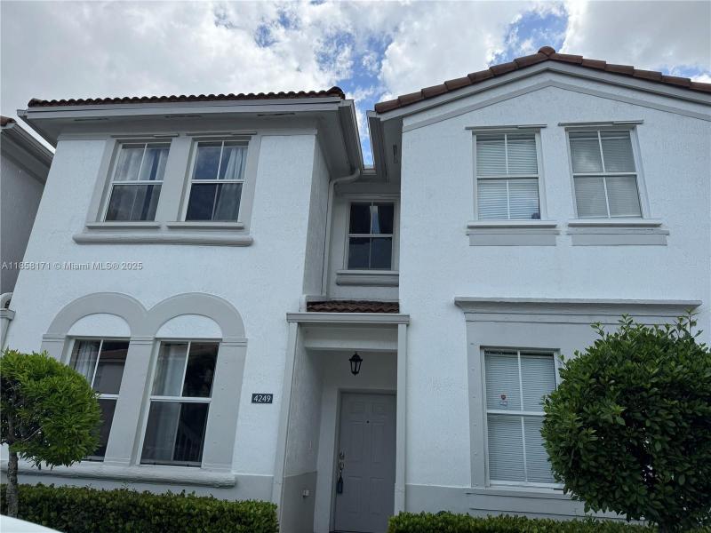 Property photo # 0