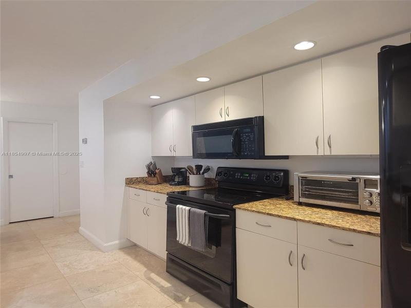 Property photo # 6