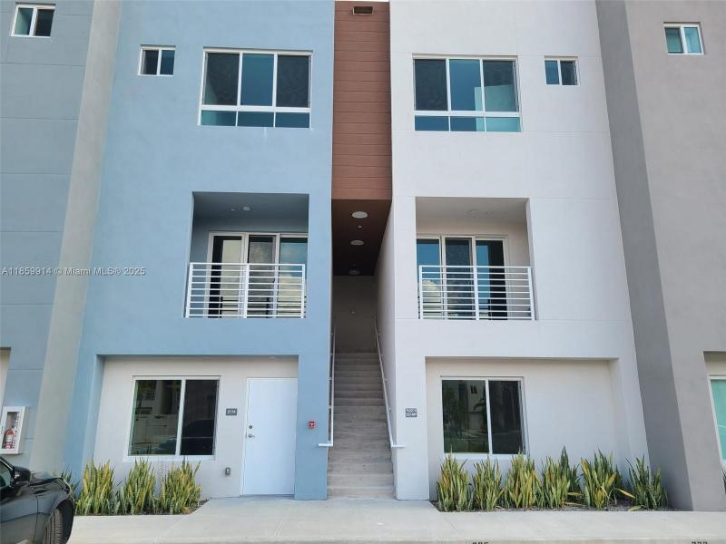 Property photo # 0
