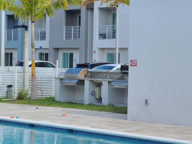 Property photo # 9