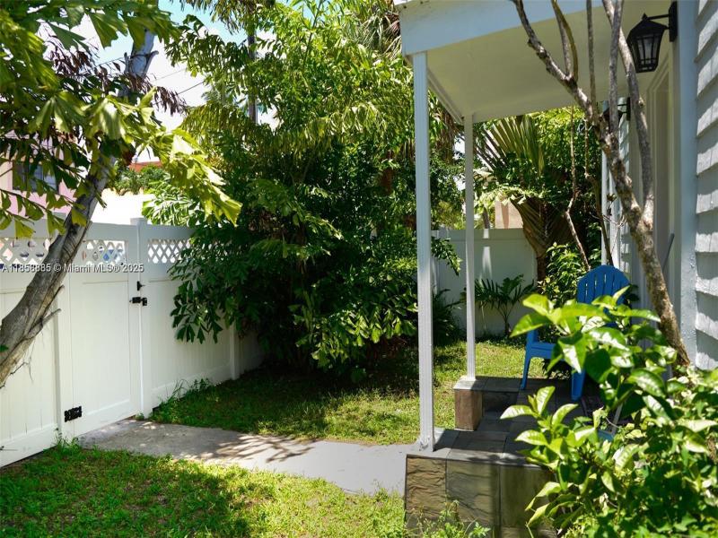 Property photo # 8