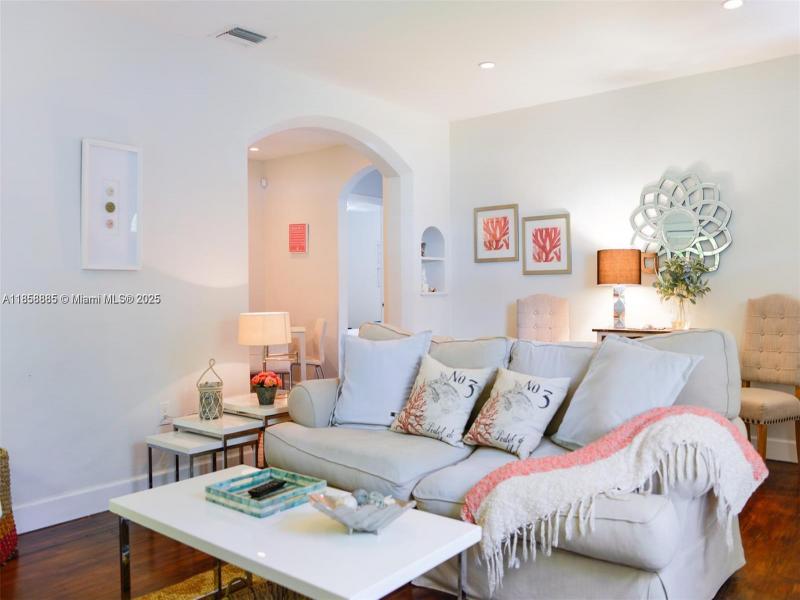Property photo # 3