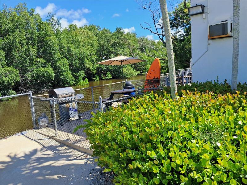 Property photo # 9