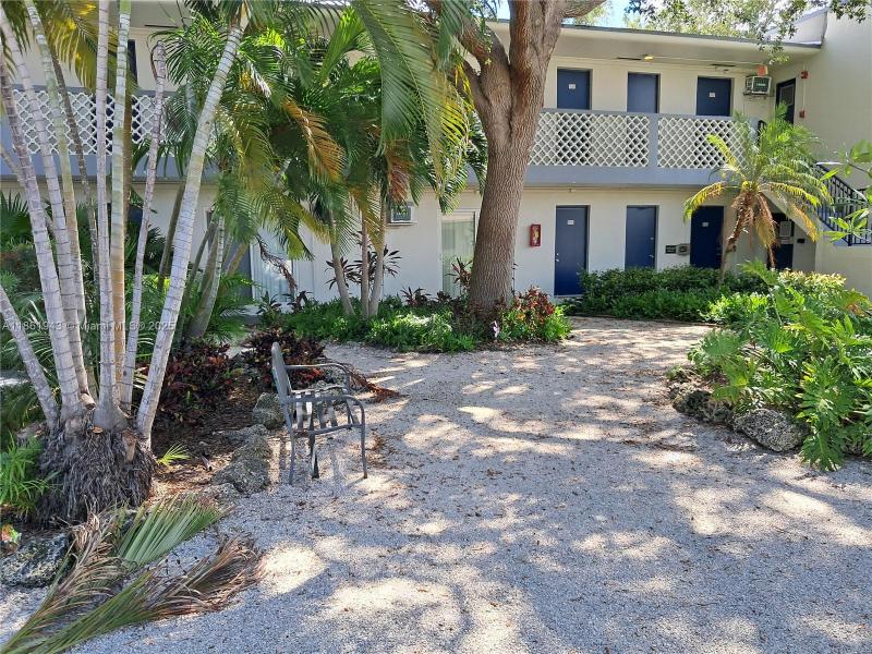 Property photo # 4