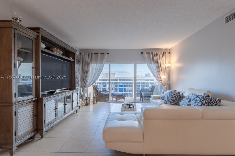 Condo for sale at The Hemispheres 15G