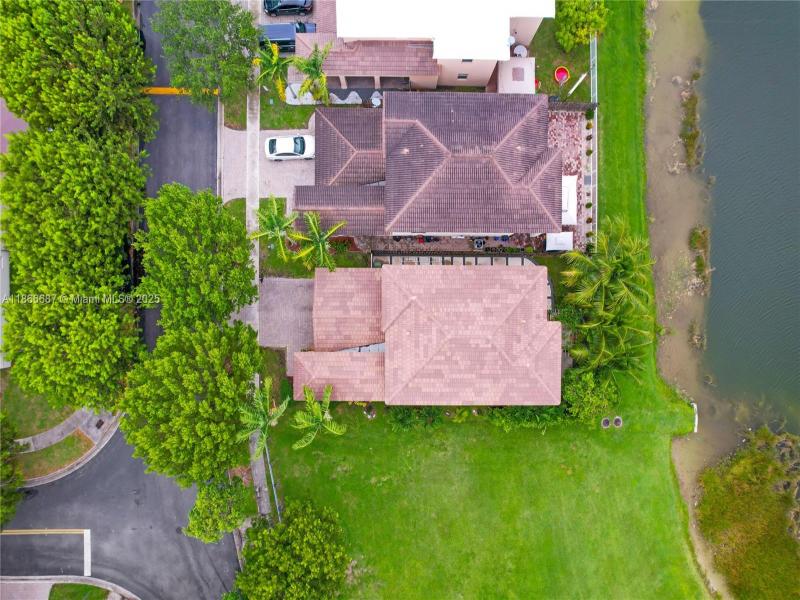 Property photo # 4