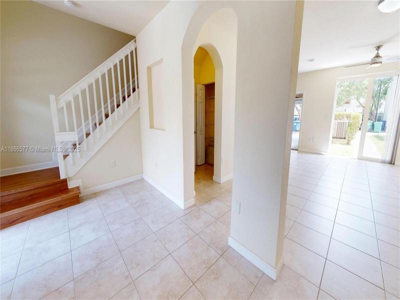 Property photo # 9