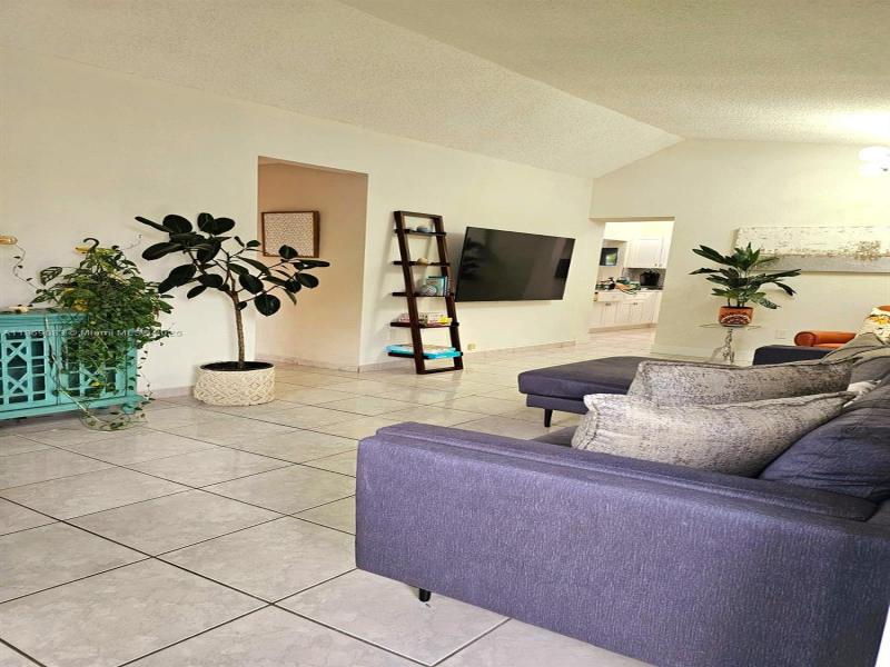 Property photo # 3