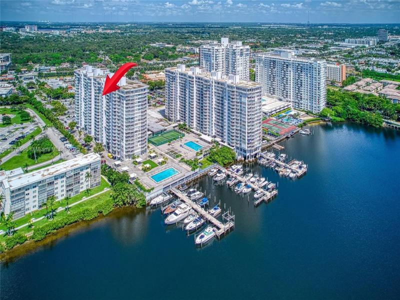 Condo for sale at Del Prado South Tower 1604