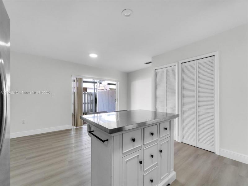 Property photo # 7