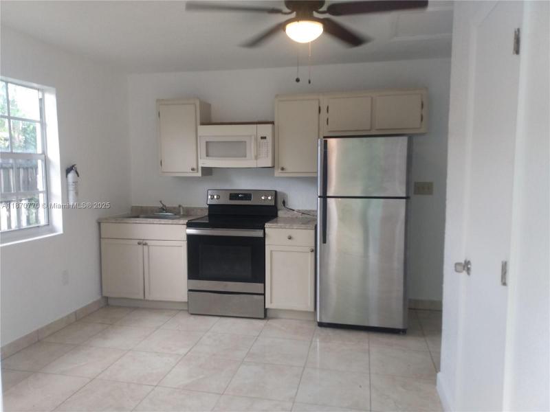 Property photo # 0
