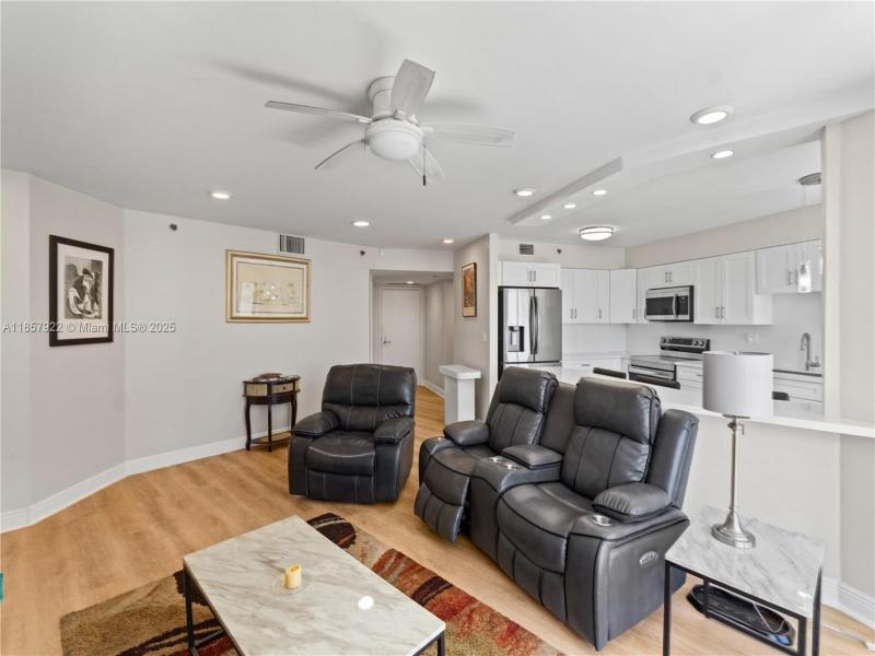 Property photo # 2
