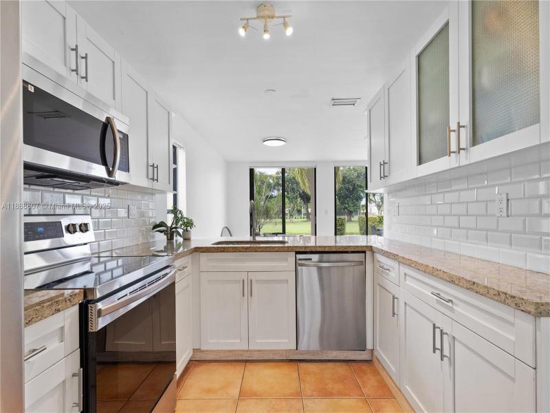 Property photo # 8
