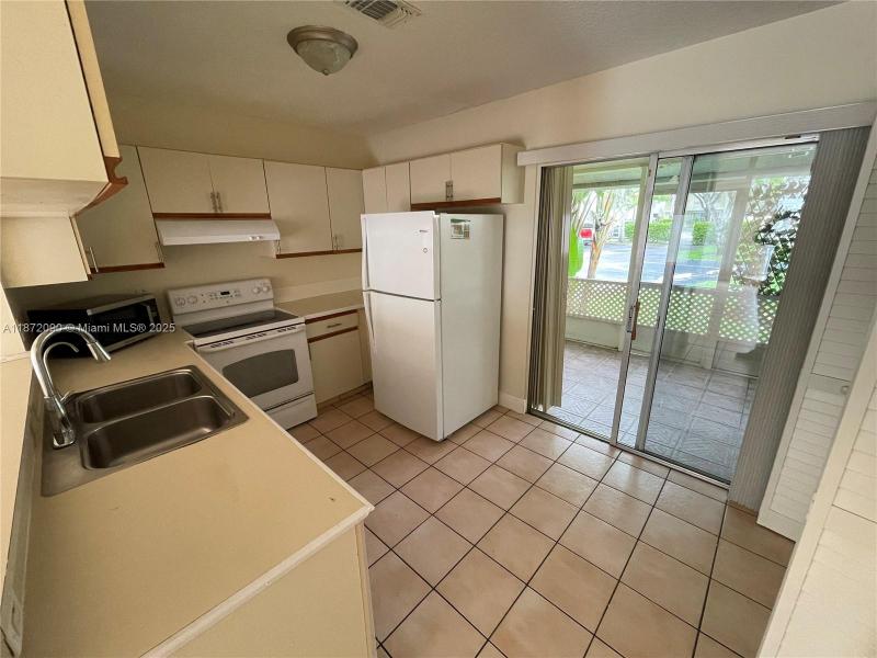 Property photo # 6