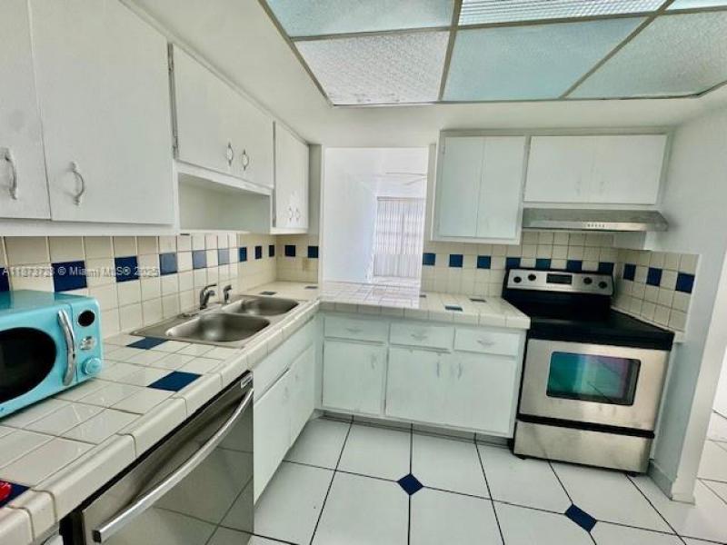 Property photo # 2