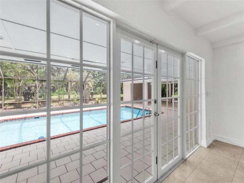 Property photo # 6