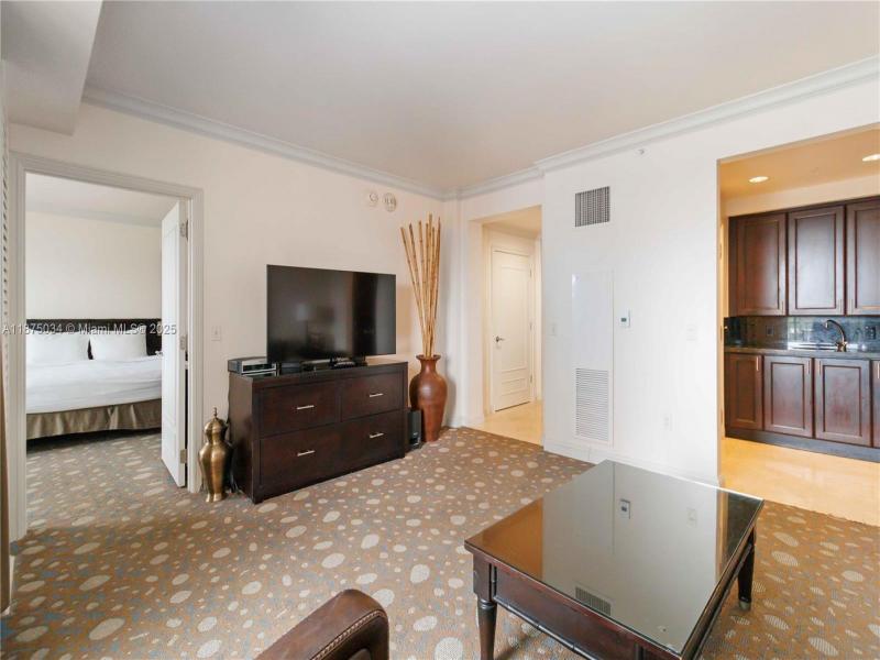Comprar apartamento en The Atlantic Hotel 611