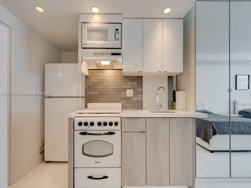 Property photo # 8