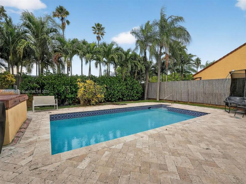 Property photo # 8