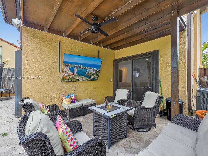 Property photo # 2
