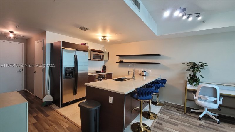 Apartment for rent at Quantum 2009