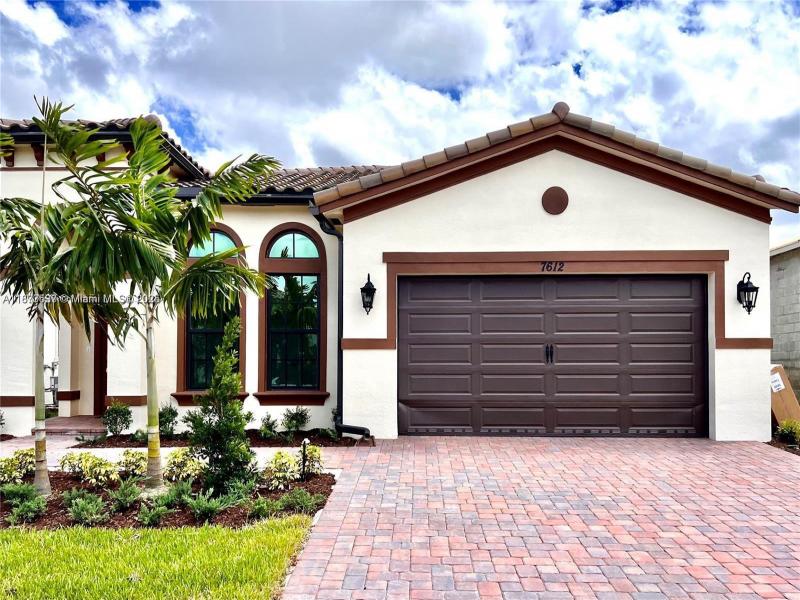 Property photo # 9