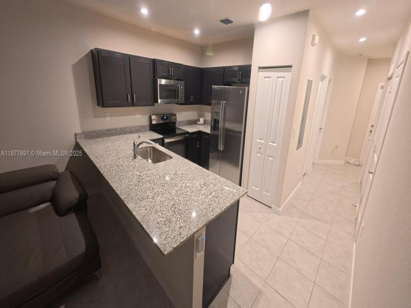 Property photo # 0
