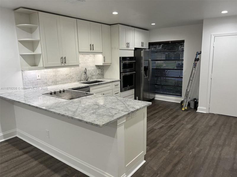 Property photo # 2