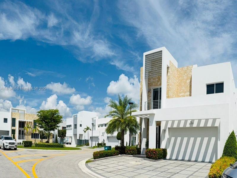 Property photo # 0