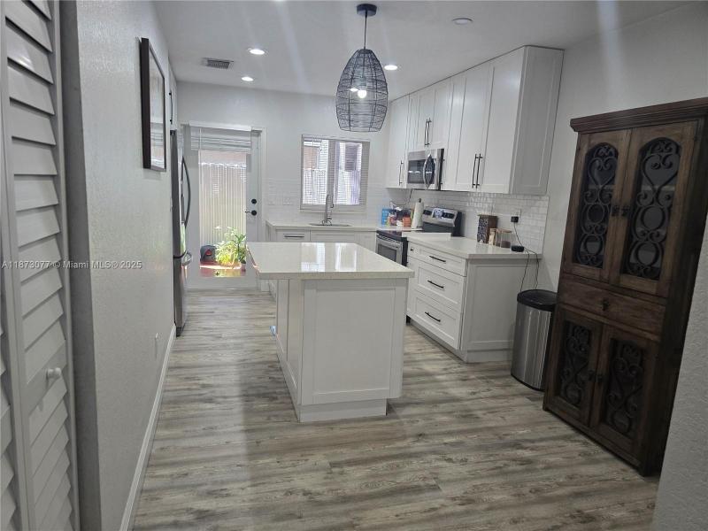 Property photo # 2