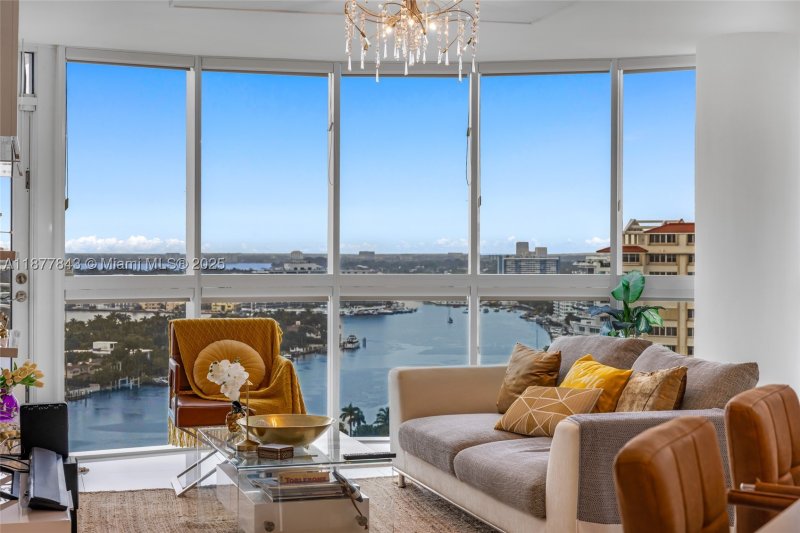 La Gorce Palace Apt #2107