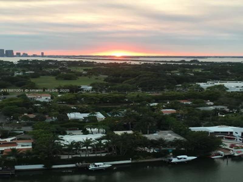 Comprar apartamento en Club Atlantis 2112