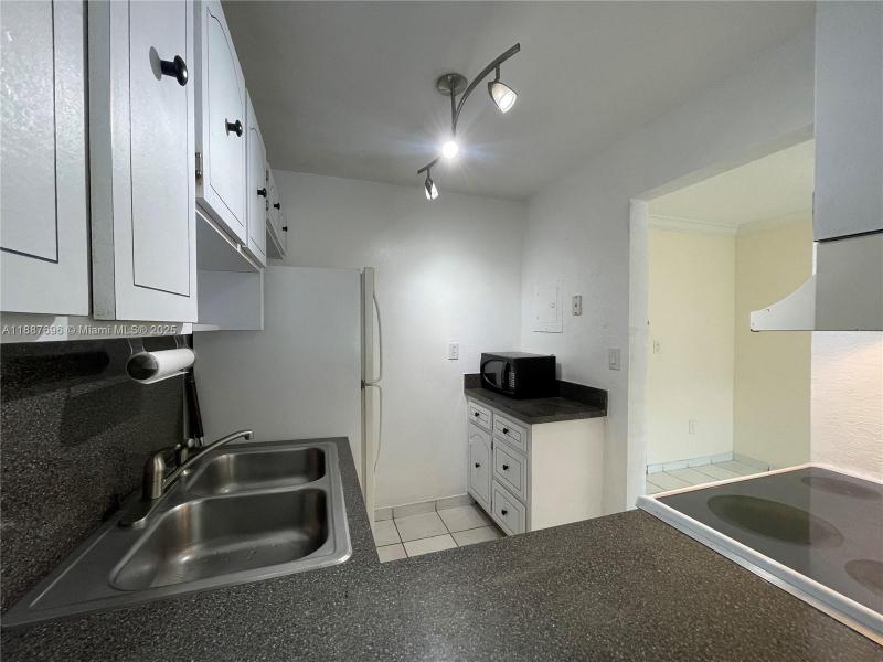 Property photo # 7