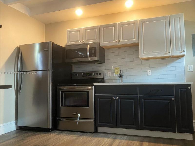 Property photo # 8
