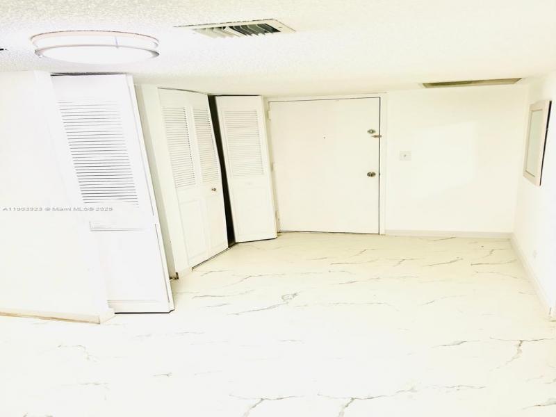 Comprar apartamento en Winston Towers MO-3