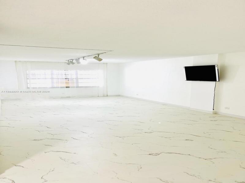Comprar apartamento en Winston Towers MO-3