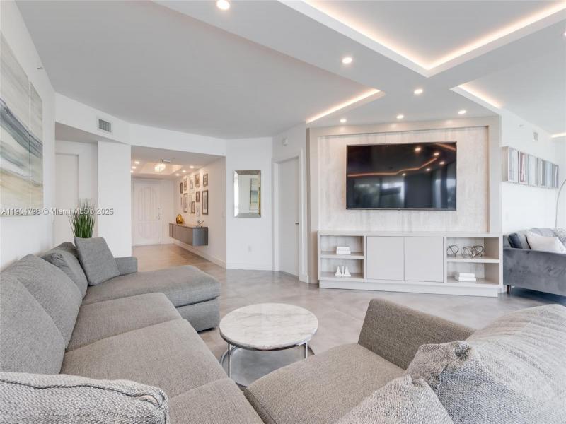 Condo for sale at Hidden Bay 303