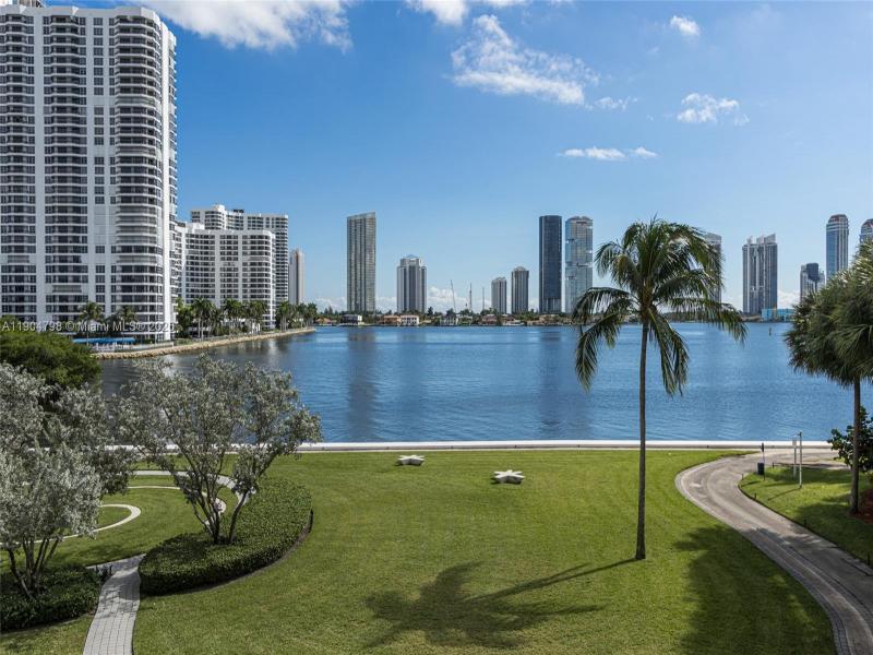 Condo for sale at Hidden Bay 303