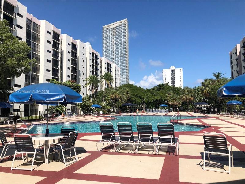 Alquiler de apartamento en Plaza of the Americas 103