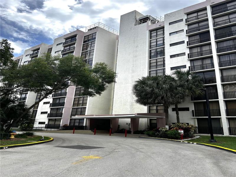 Alquiler de apartamento en Plaza of the Americas 103