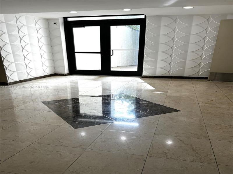 Alquiler de apartamento en Plaza of the Americas 103